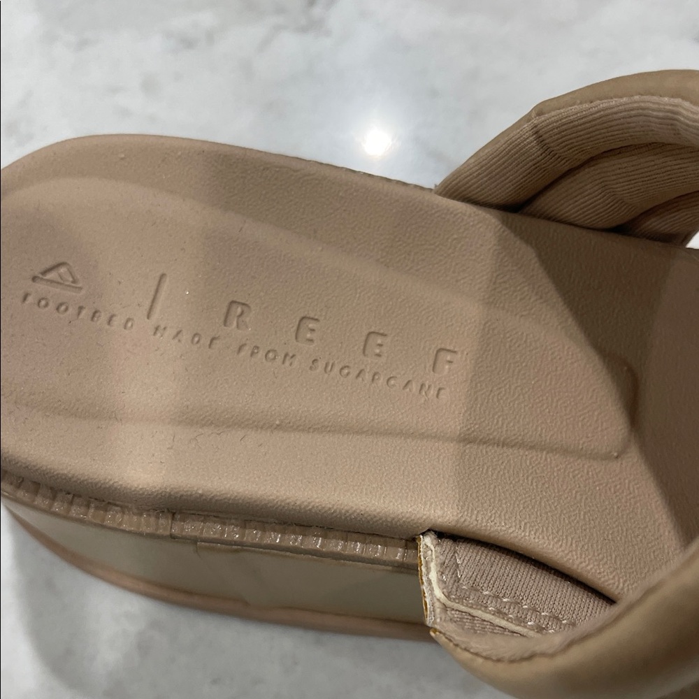 Reef Gold Women's Platform Sandals - Picture 2 of 3